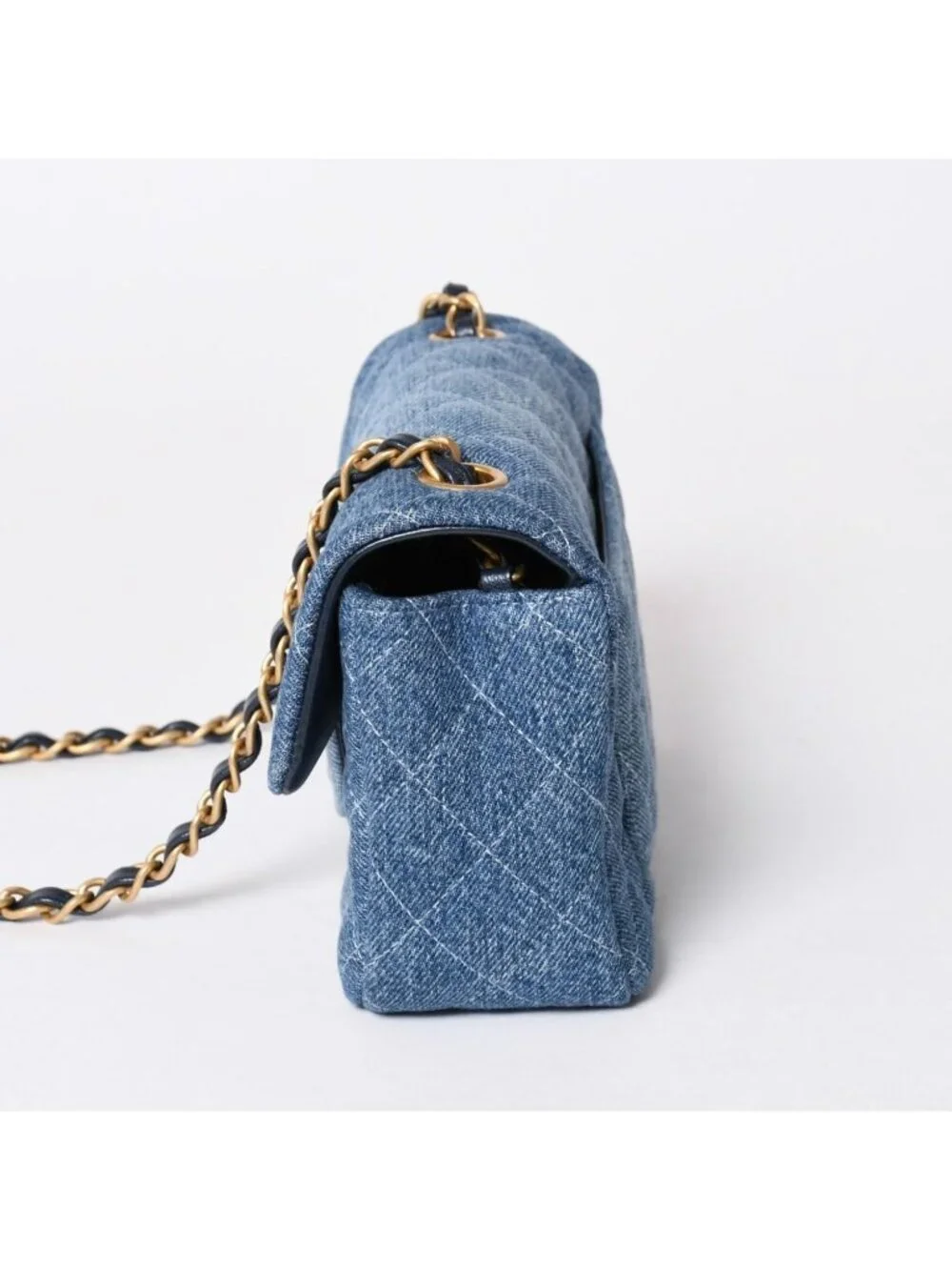 Chanel Mini Quilted 20 CC Logo Gradient Denim Chain Shoulder Bag Stand Blue